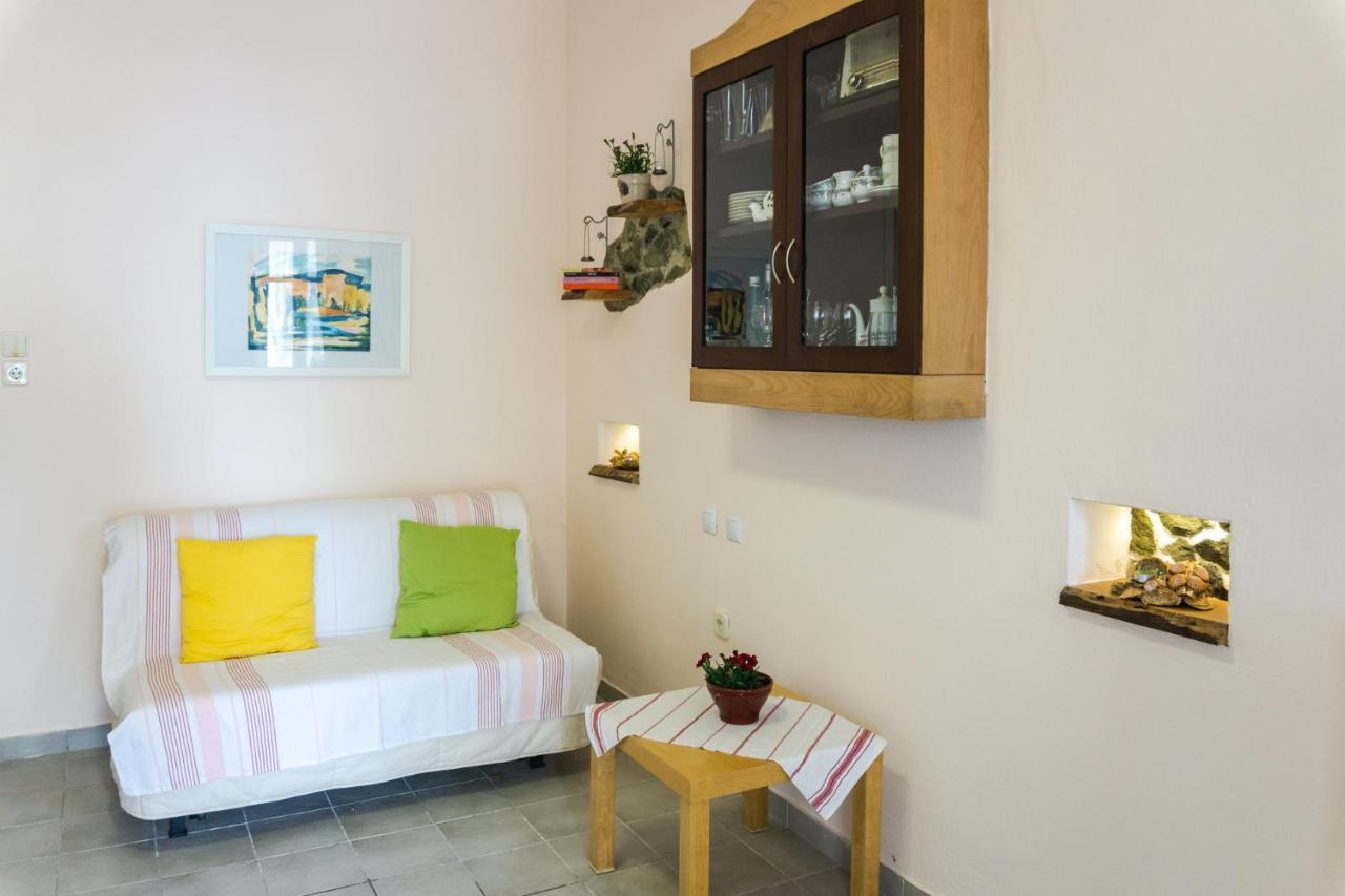 Irene Seafront Apartment Néoi Epivátai Esterno foto